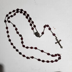 Vintage Rosary Red Beads H68